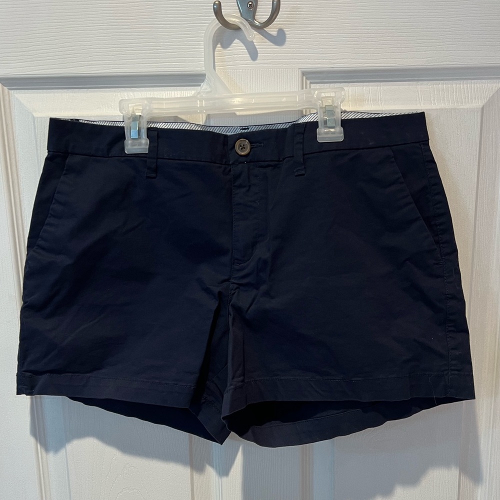 Old Navy Women’s Everyday Short size 12 Navy 3.5” inseam